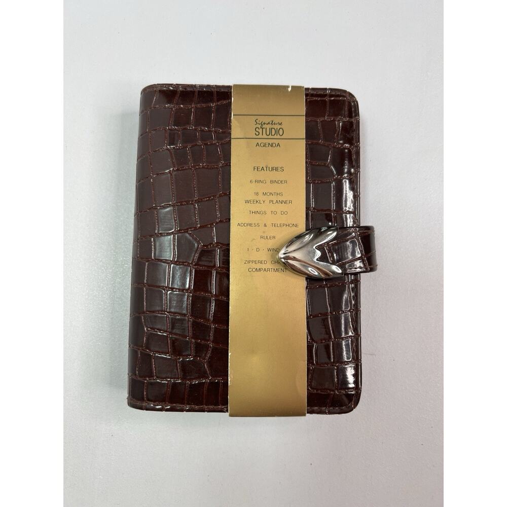 VTG Signature Studio Agenda Faux Leather Alligator Embossed Brown Planner 1997